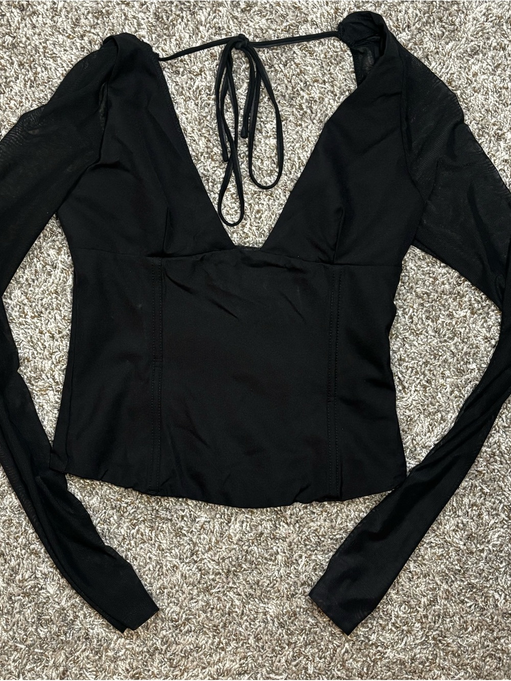 Women’s White Fox Black V-Neck Tie-Back Long Sleeve Blouse